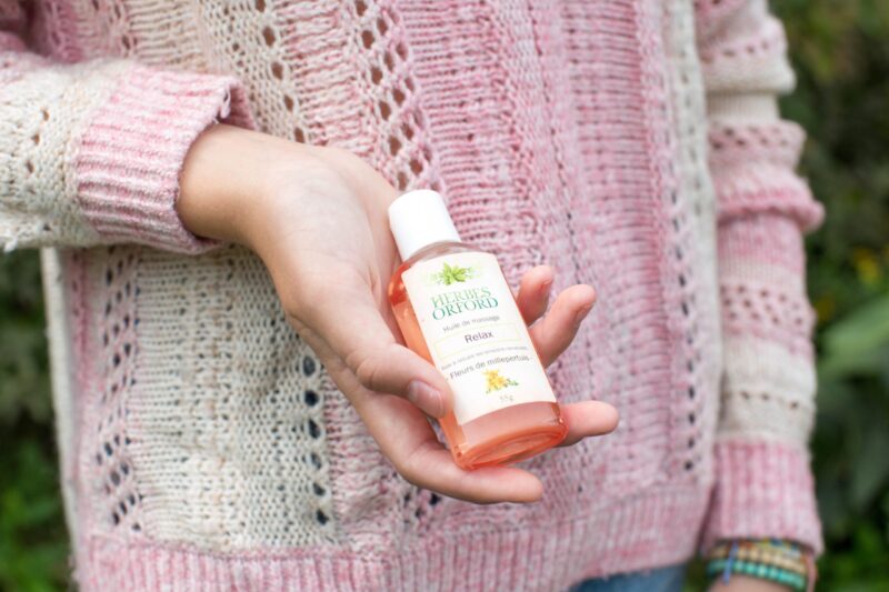 huile de massage relax par Herbes Orford
